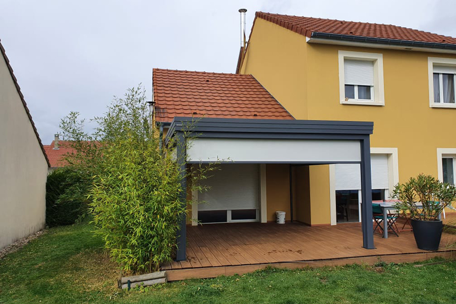 Réalisation d'une pergola en aluminium sur-mesure !